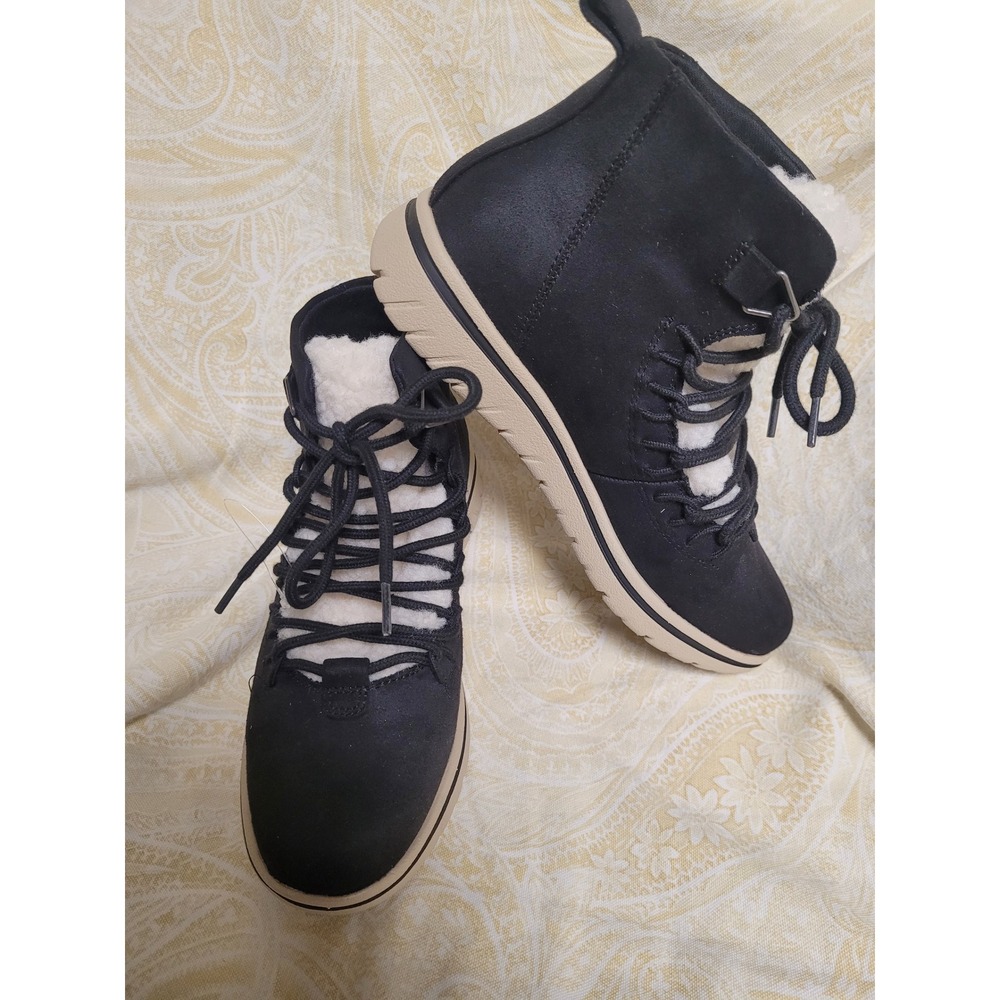 Cliffs by White Mountain Black NWT Faux Fur Lined Ankle Vegan Boots 7.5 M